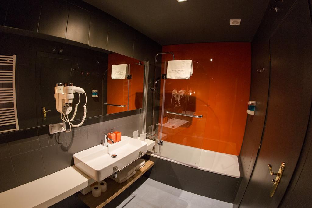 Apartamento Sombrereria Rimbombin Burgo Chambre photo
